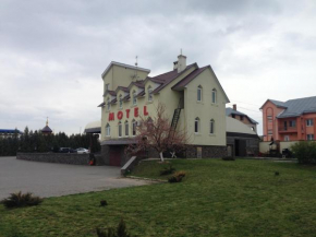  Formula Plus Motel  Луцк